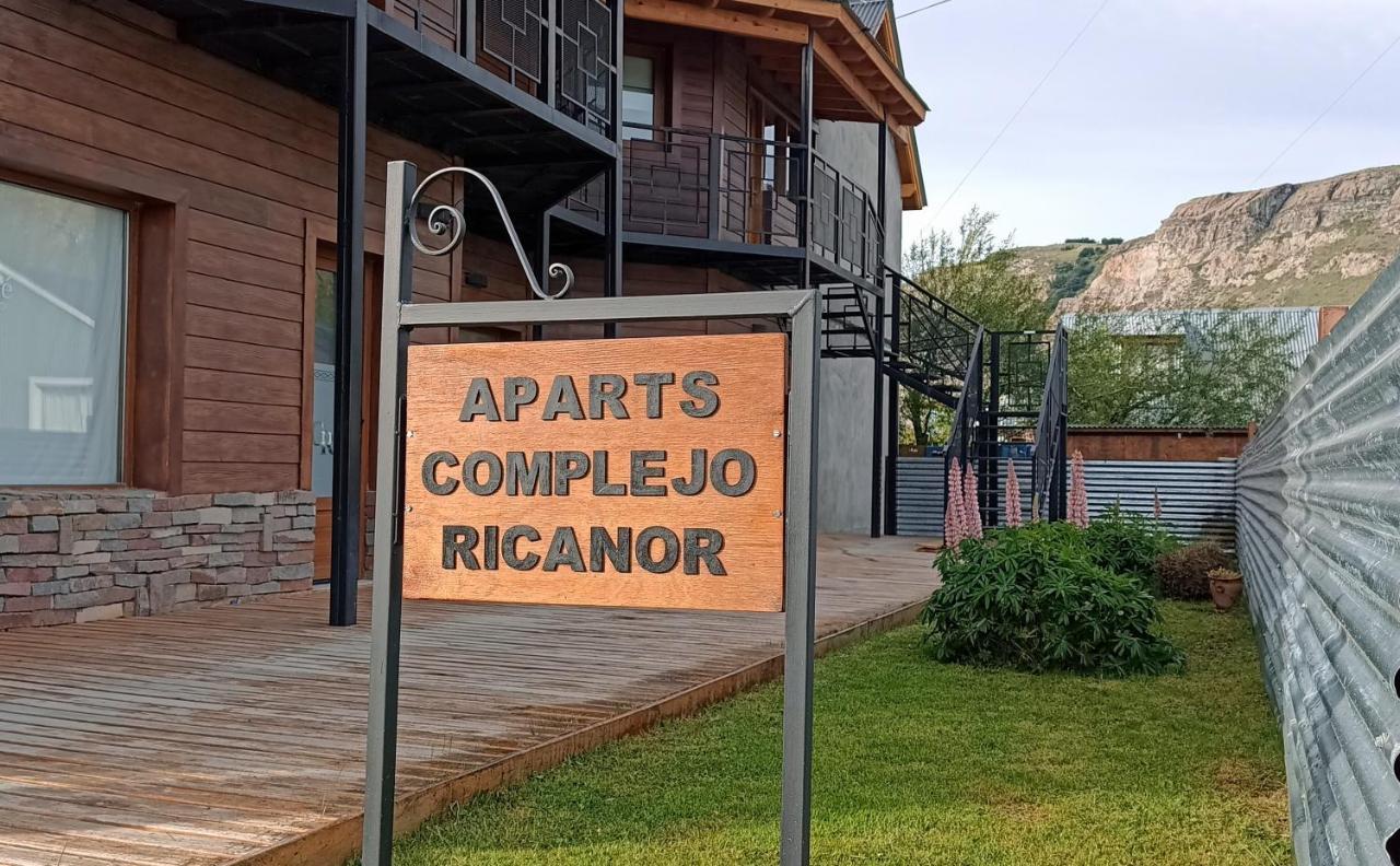 Aparts Complejo Ricanor El Chalten Exterior foto