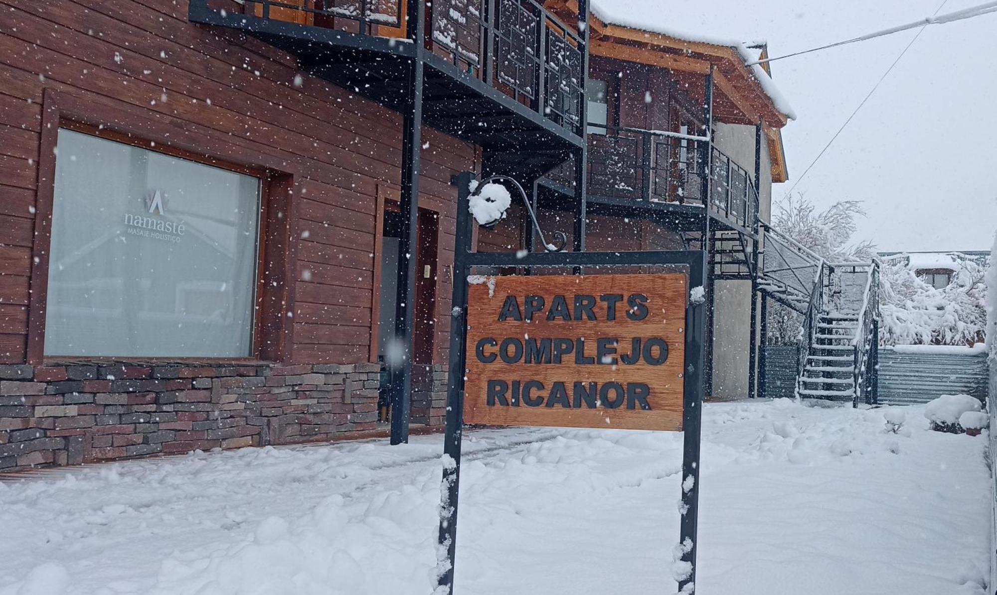 Aparts Complejo Ricanor El Chalten Exterior foto